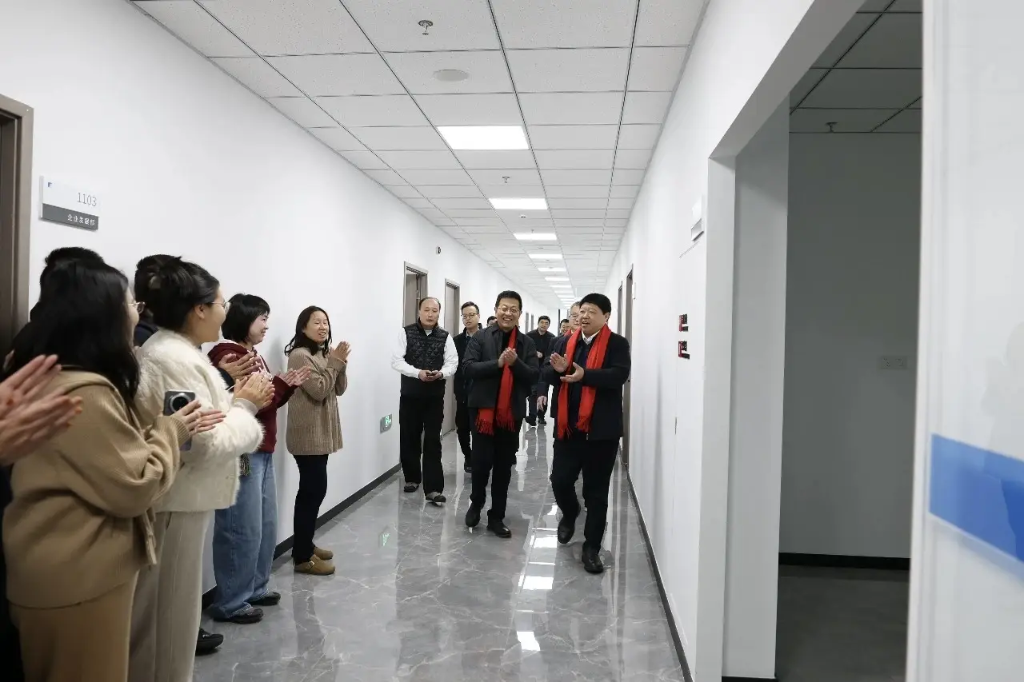 马跃新程 岁起华章 | 开工首日拜年送祝福！